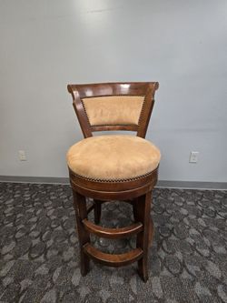 Barstool