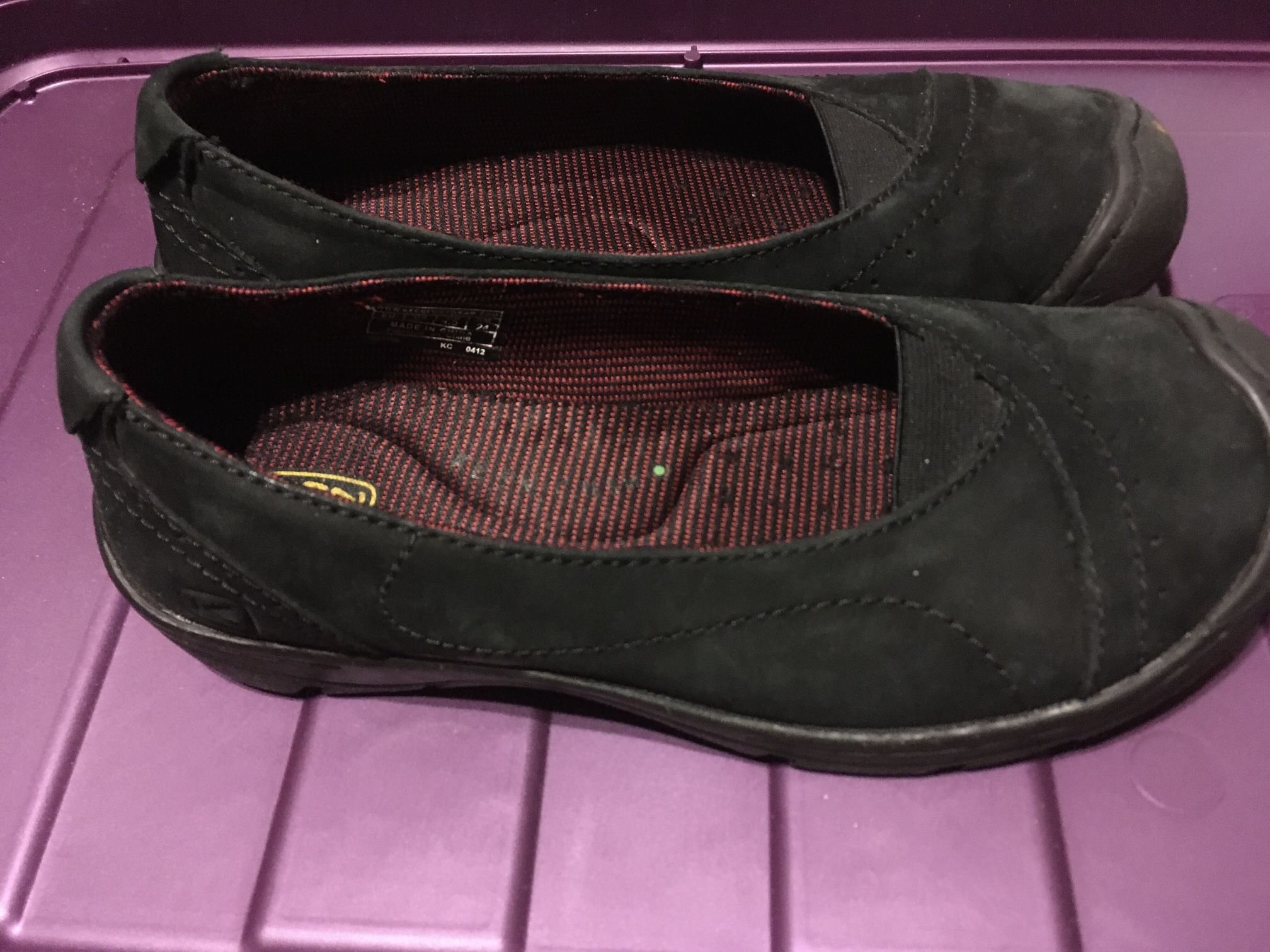 Super Comfy Keen Women’s Walking Shoes For Errands/Traveling (Size 7, Selling For $50 OBO!!)