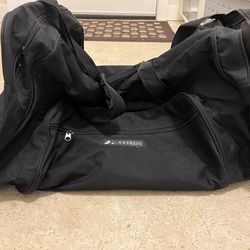 Sturdy Everest Duffle Bag-28x14x14