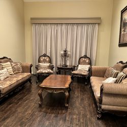 Luxury Living Room Set 