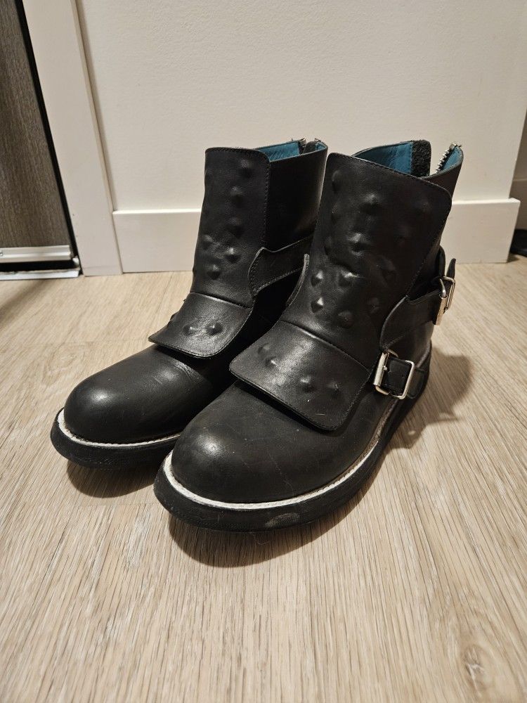 Leather Motorcycle Boots (Men 9 - Women 11 - Euro 42)