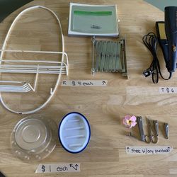 Miscellaneous bathroom stuff