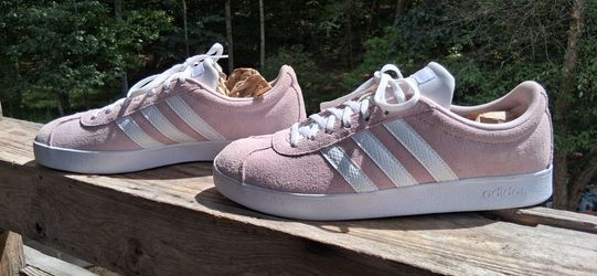 Size 10 women's Adidas shoes