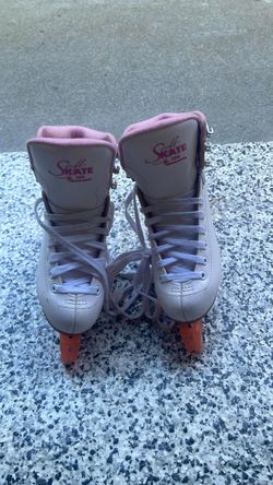 Free Girls Ice Skates, Size 2