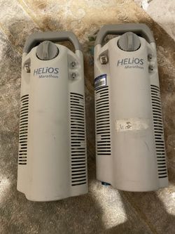 CAIRE HELiOS Marathon portable liquid oxygen unit