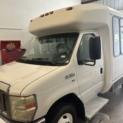 Cutaway F350 Ford 2014