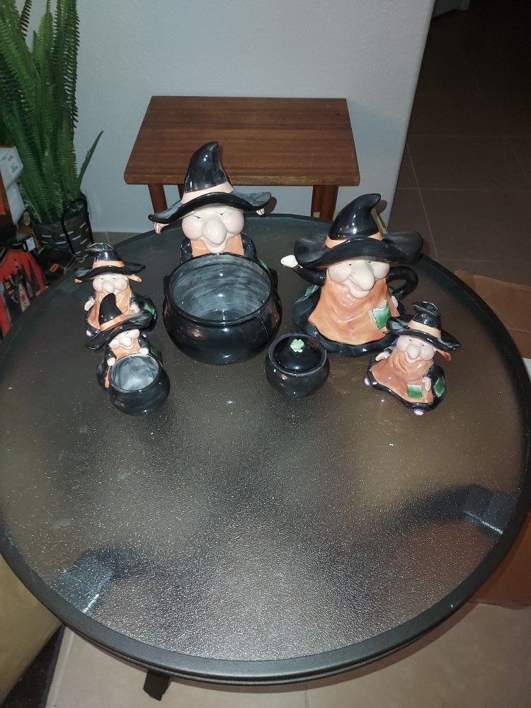 HALLOWEEN 🎃 DECORATIONS