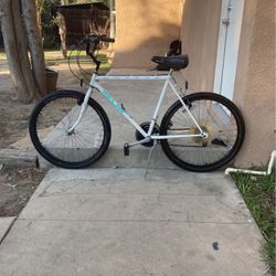 Mojave Redline 1990 Bike Size 26 ready to ride