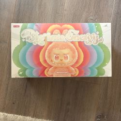 Sealed labubu Big Into Energy Case