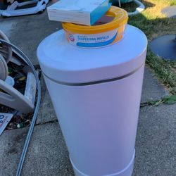 Diaper Pail Step