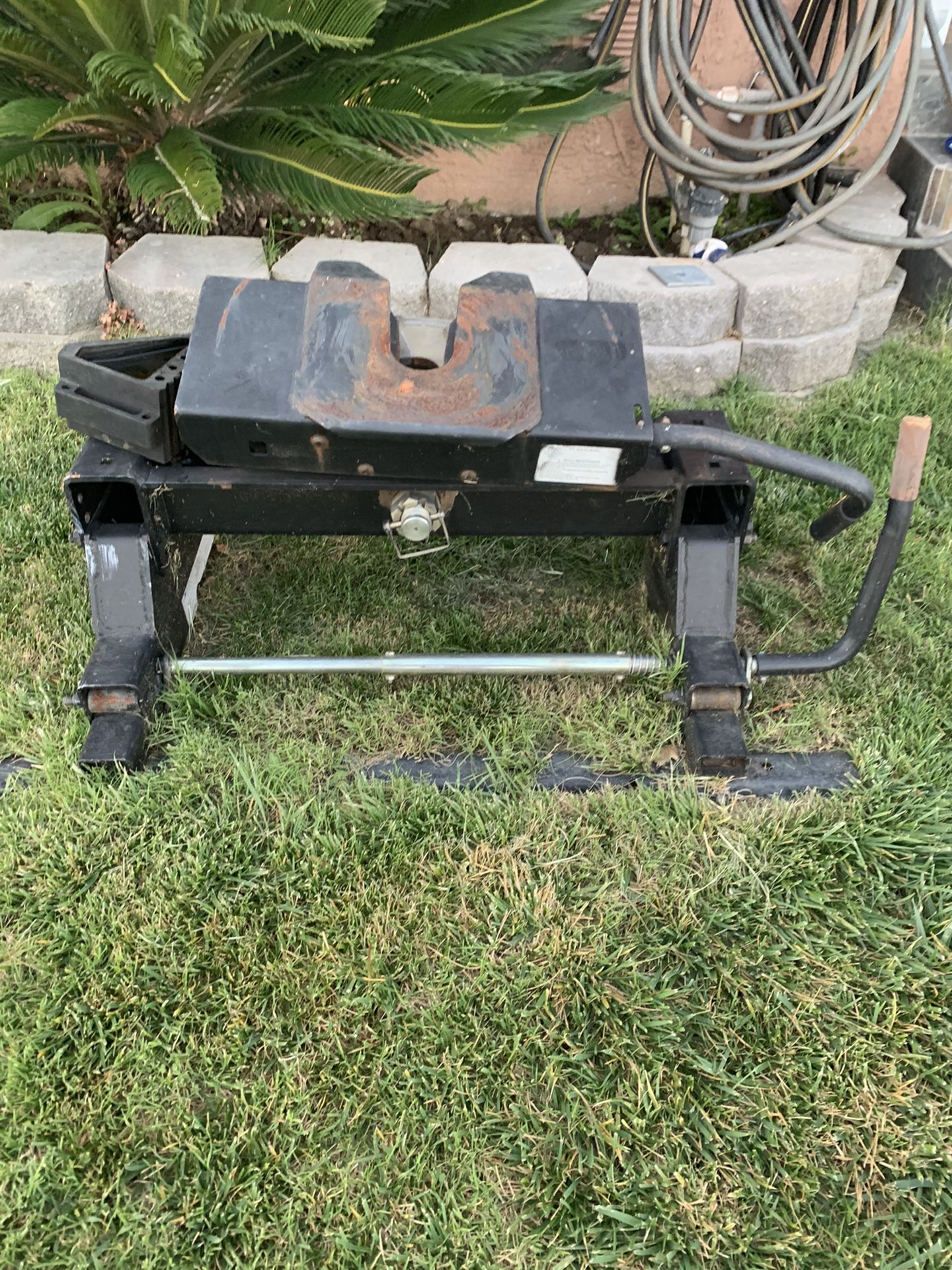 25 k husky fifth wheel hitch