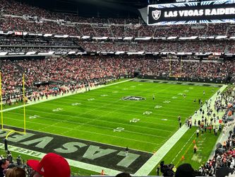 Las Vegas Raiders tickets !!