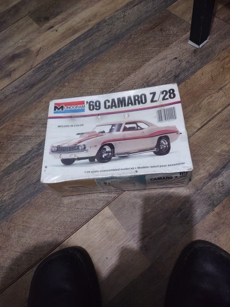 Monogram '69 Camaro Z/28