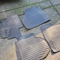 2020 Chevy Silverado 1500 OEM All-Weather Floor Mats – Full Set
Original OEM