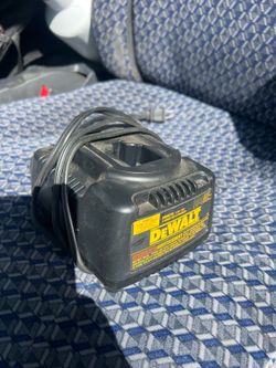 Dewalt battery charger