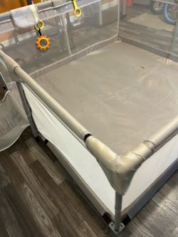 Extra large baby playpen