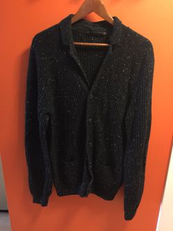 Man knitted sweater black