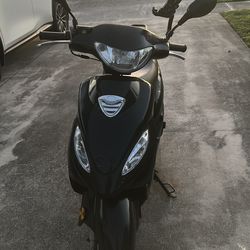 Scooter 50cc great condition