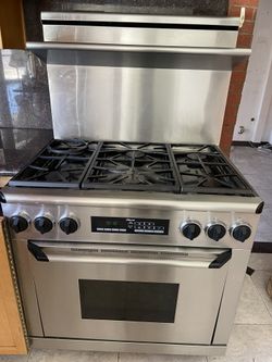 Dacor Stove 