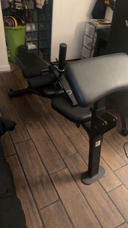Centr Adjustable Bench