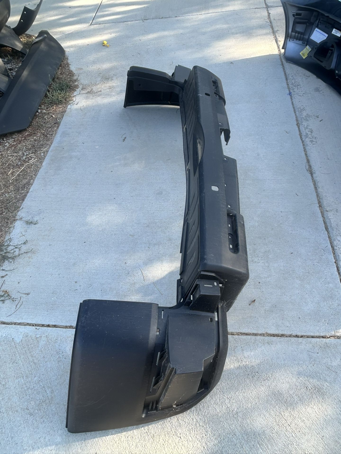 Toyota fj cruiser 2007 and 2008 and 2009 and 2010 and 2011 and 2012 and 2013 and 2014 rear bumper