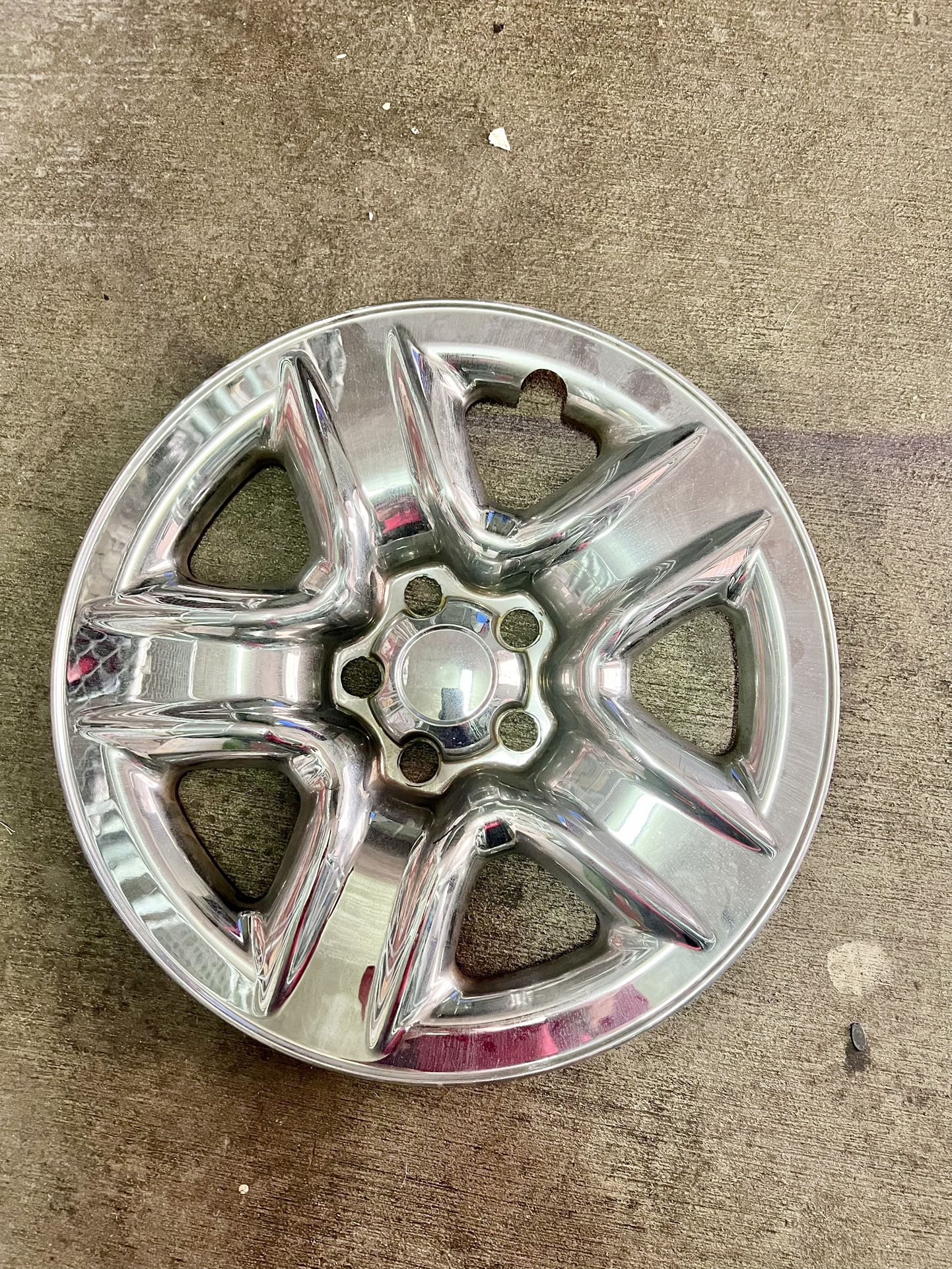 3-hubcaps Rav4 Rim Covers