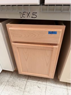 Unfinished kitchen cabinets base 21”in