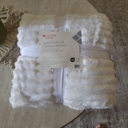 Twin/twin Xl Corduroy Blanket 