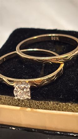 10 karat Gold Engagement Rings Set