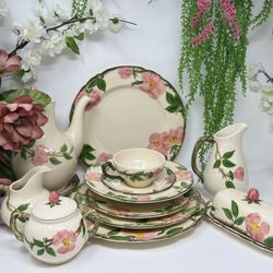 China diner-ware sets Franciscan Desert Rose – 64 Pieces
