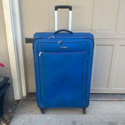 Samsonite Suitcase Checked