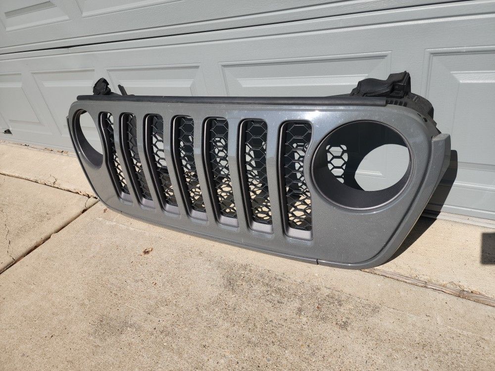 2021 Jeep Gladiator OEM Grill
