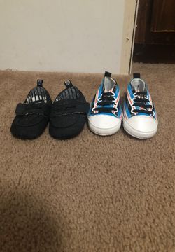 2 pair 6-9 months baby shoes