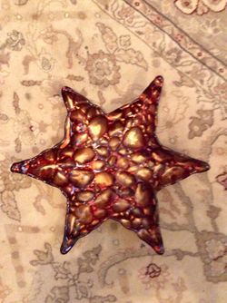 Star shaped decorative bubble dish