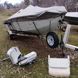 16' Fishing Boat