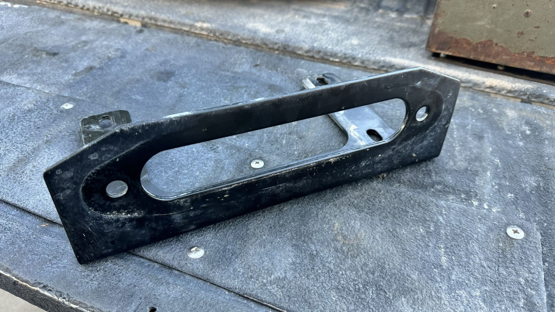 Winch Bracket For Fairlead