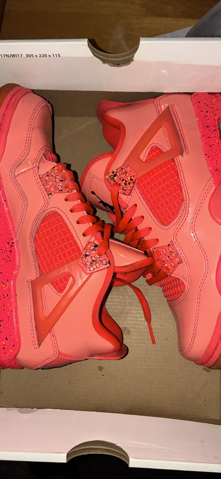 WMNS air Jordan 4 Retro