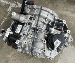 OEM PART HYUNDAI SANTA FE FWD AUTO TRANSMISSION ASSEMBLY 2.5L 10K MILES 2024 2025
