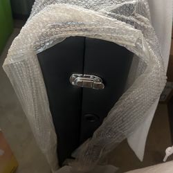 Eyelash Tech Bed & Lamp