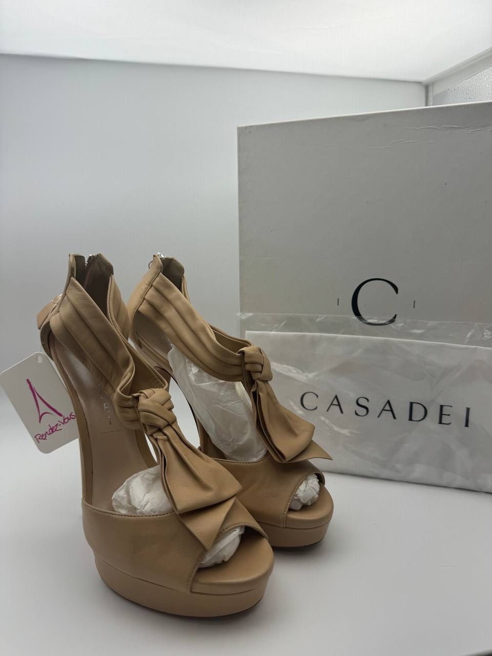 Casadeli High Heel Sandals sz 8 Italy