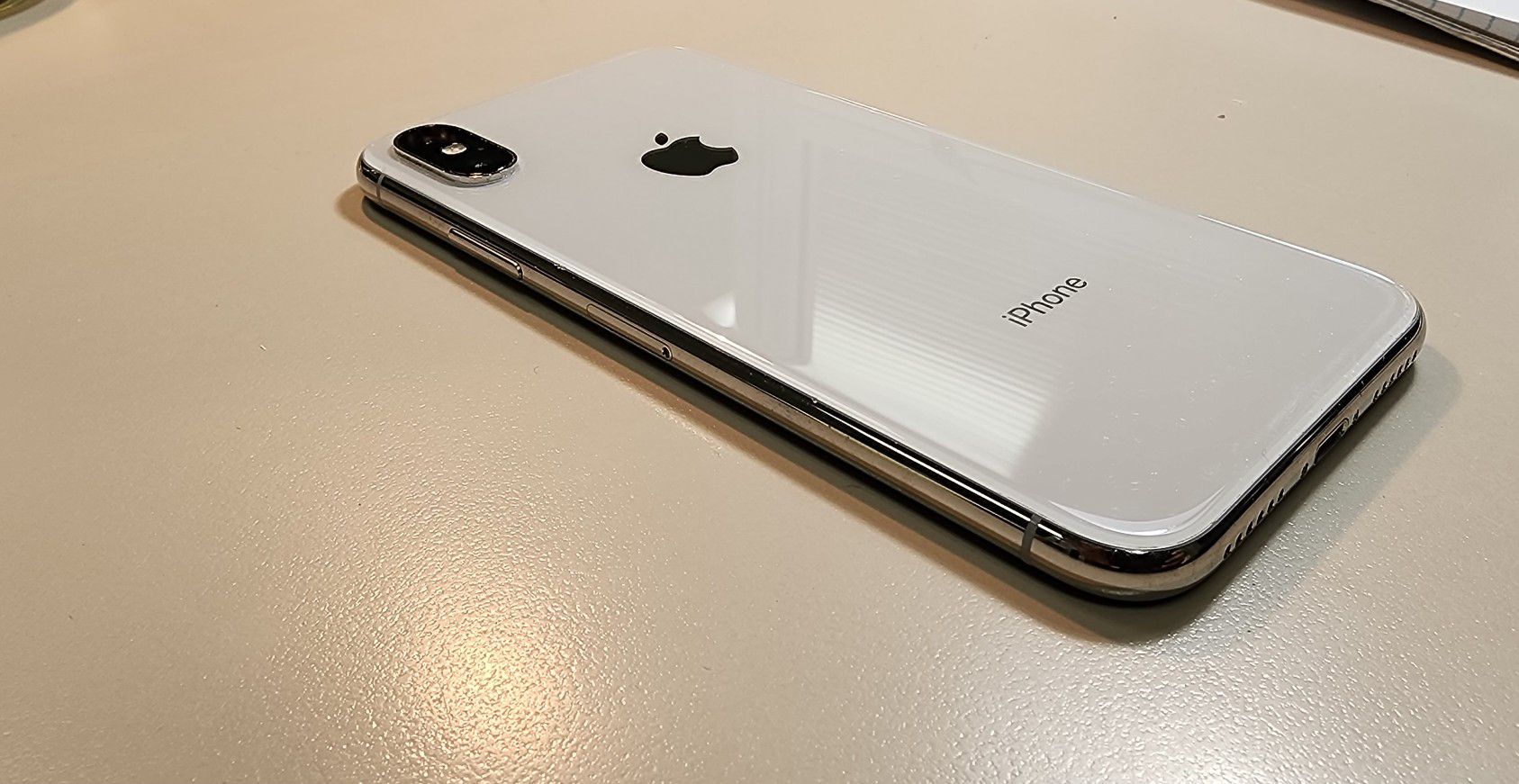 Iphone X 64GB- White-unlocked 