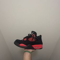 Jordan 4 Red Thunder