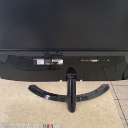 27”  LG  Monitor 