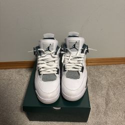 Jordan 4