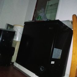 Arctic King 7 Cub Ft Freezer Brand New 