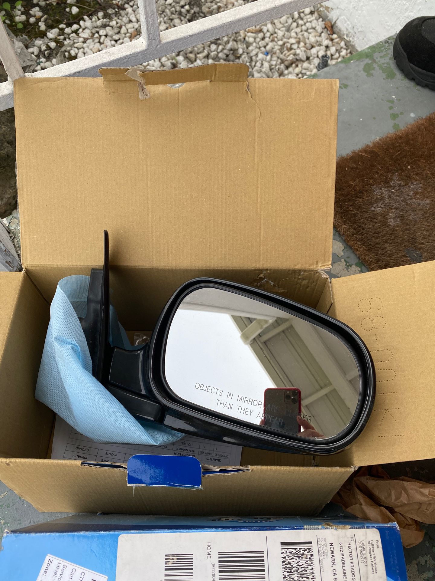 Honda Accord 90-93 left and right mirrors.