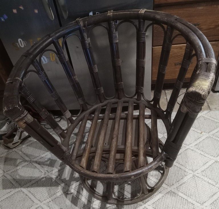 Vintage Bamboo Swivel Chair