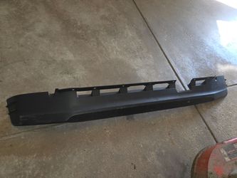 This came off of a toyota tacoma.. This will fit many model years..