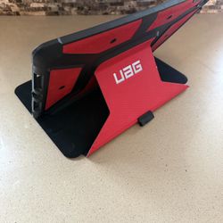 Apple iPad Pro 9.7" Urban Armor Gear Case