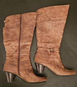 Women's Brown Boots-9 1/2 Size